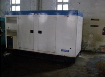 鄂托克康明斯150kw大型柴油二手发电机组